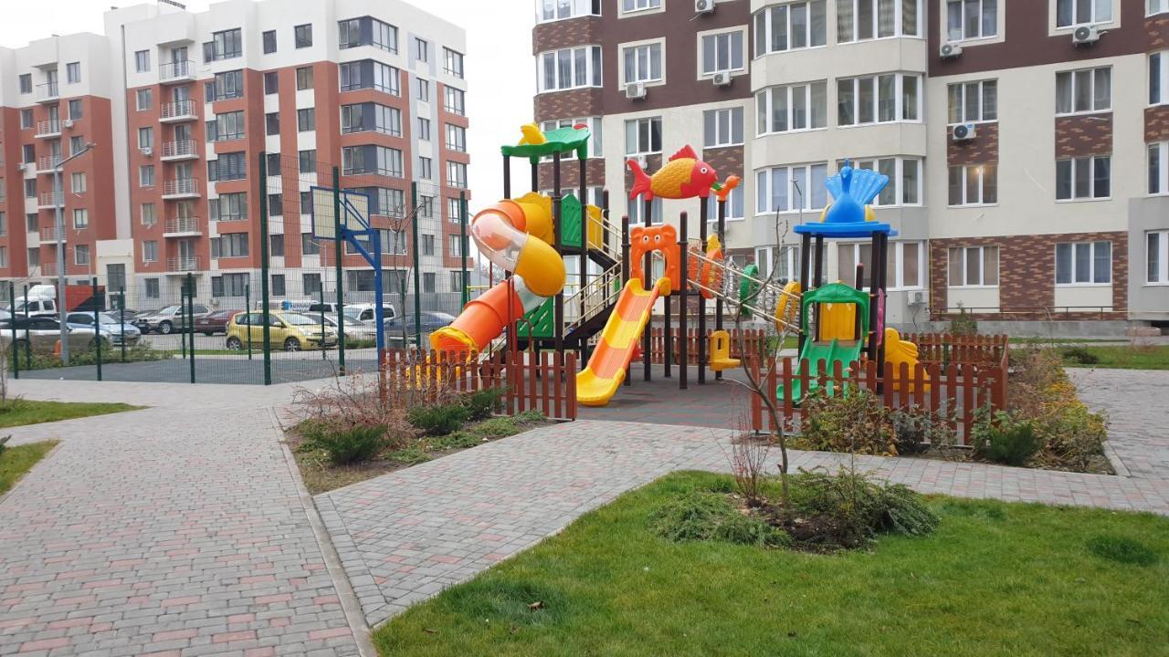 Уютная Квартира На Сутки С Видом На Море И Близостю Пляжа Kryzhanivka Eksteriør billede